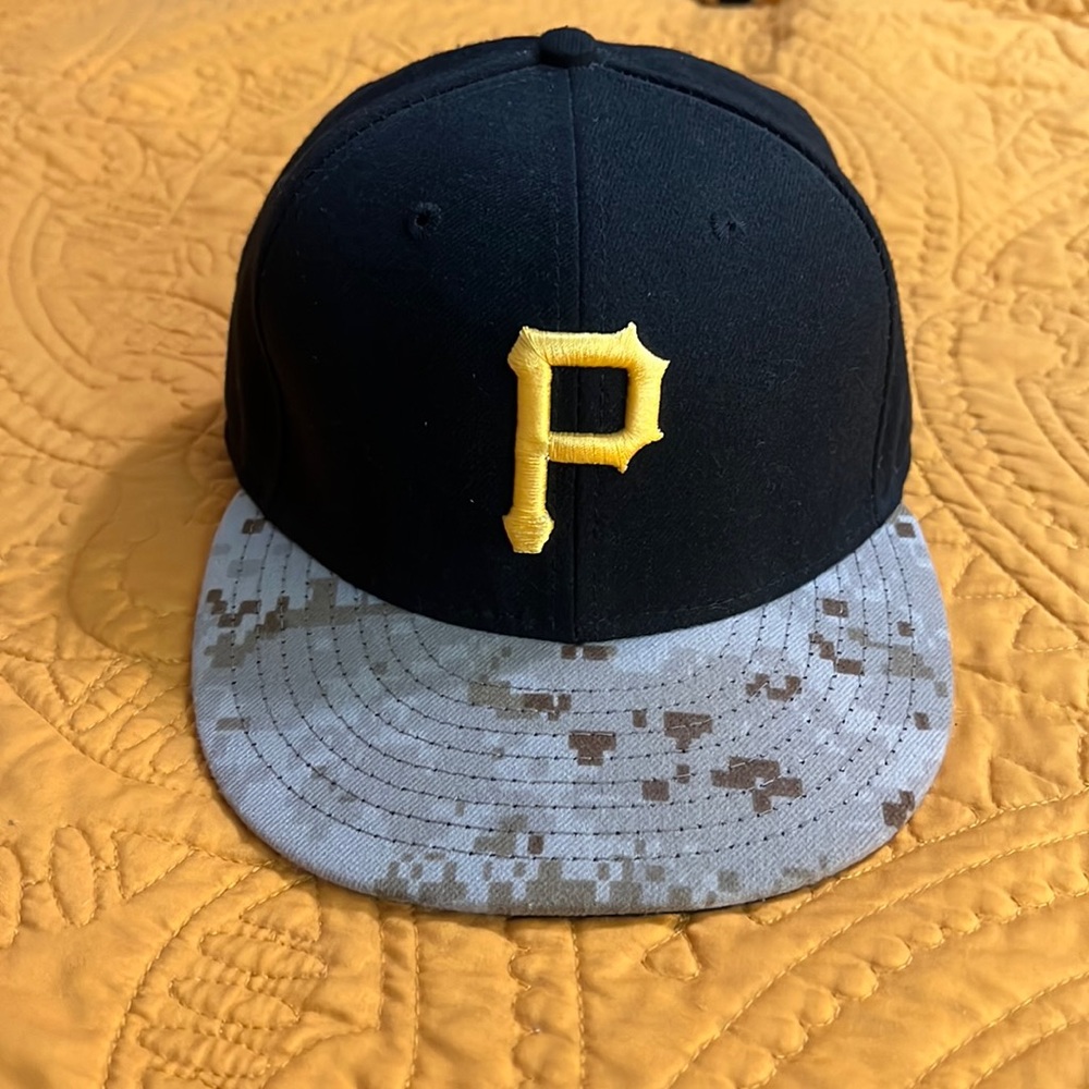 COPY - Pittsburgh pirates camo brim fitted hat